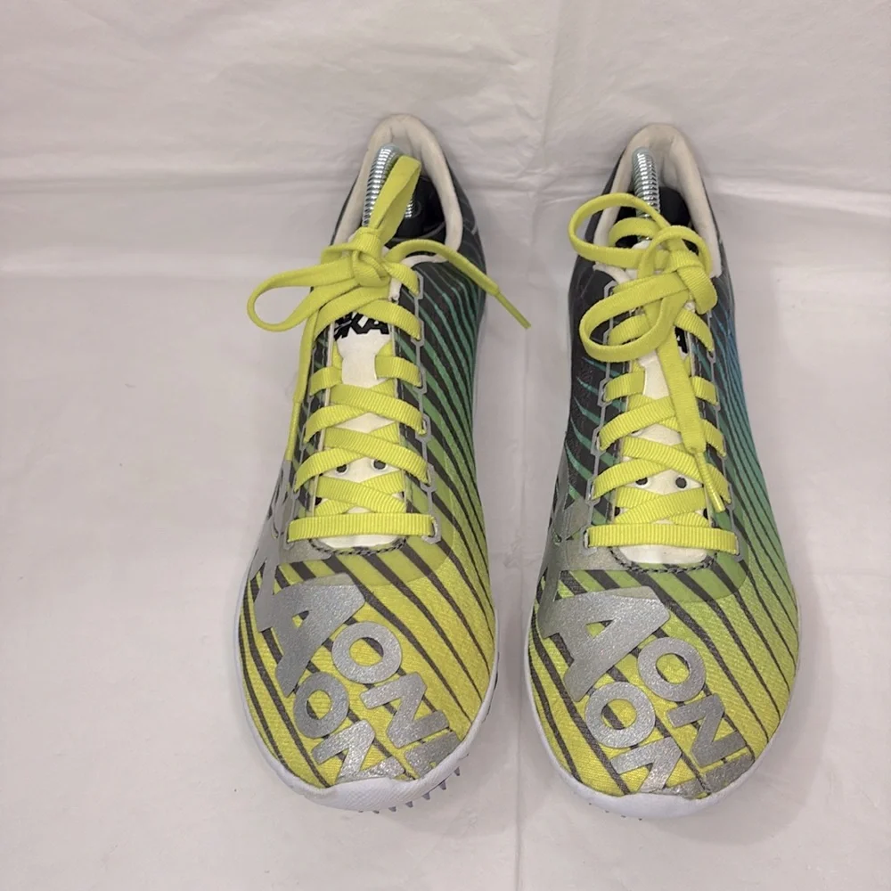 Hoka One One hoka one